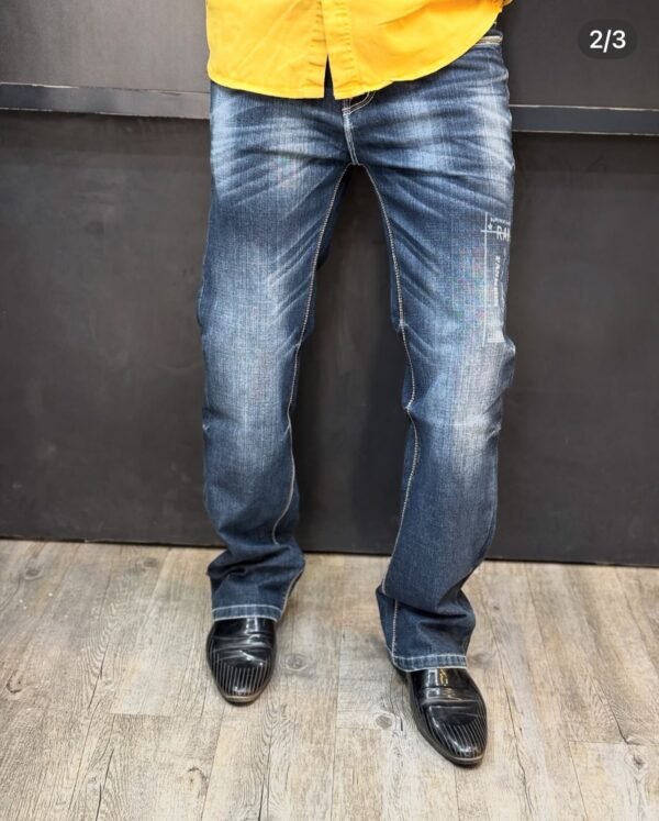 BOOTCUT JEANS