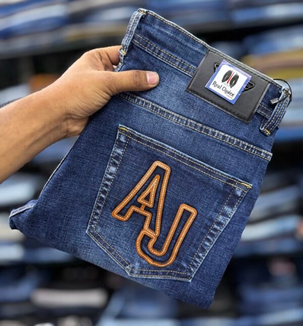 PLAIN DENIM BACK POCKET